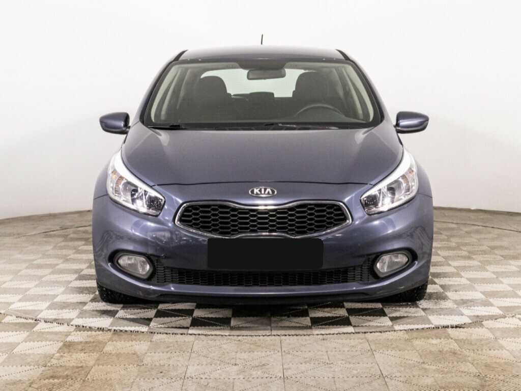 Kia Ceed с пробегом — 2012 год. Фото: #1