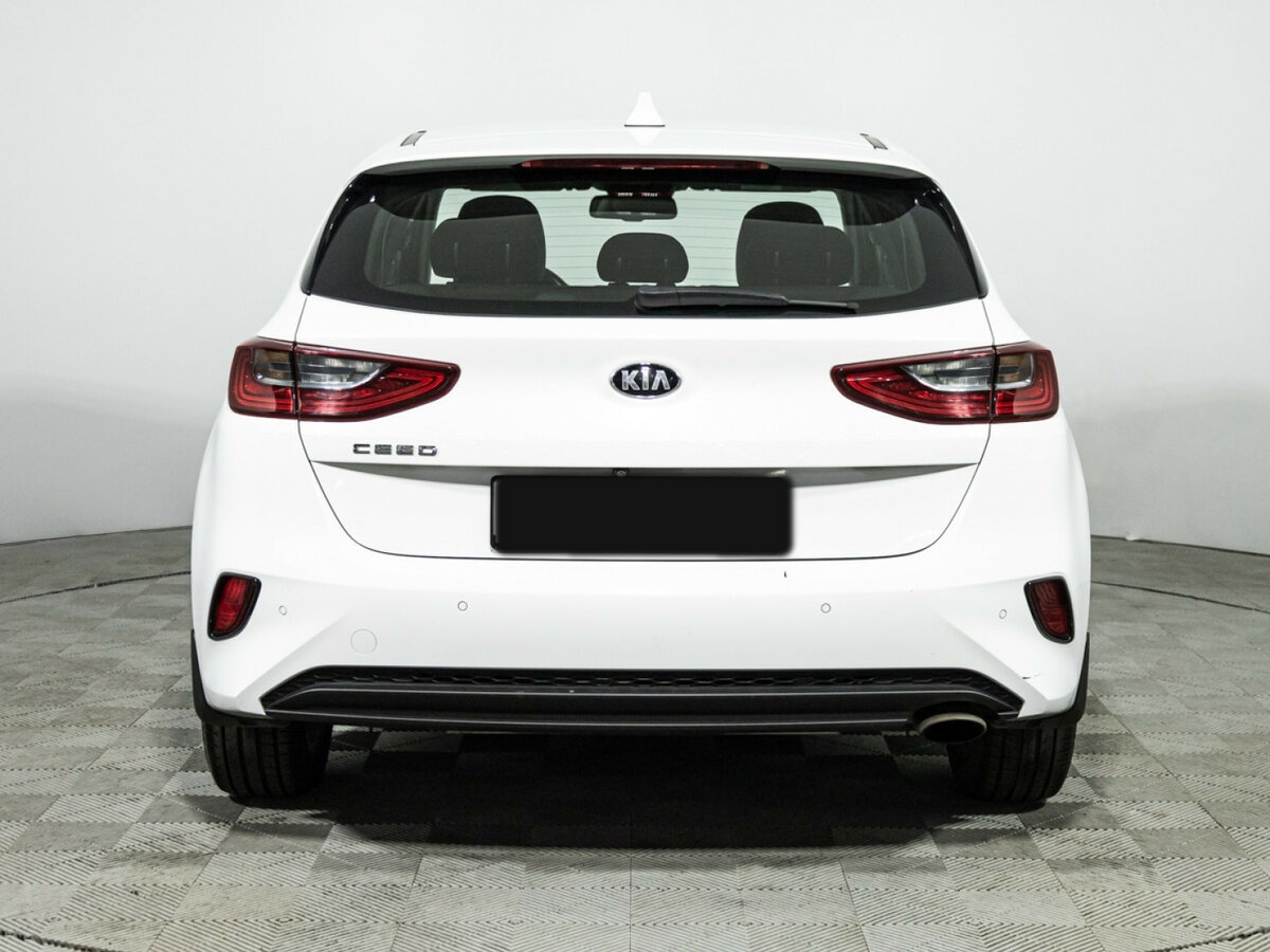 Kia Ceed с пробегом — 2019 год. Фото: #5