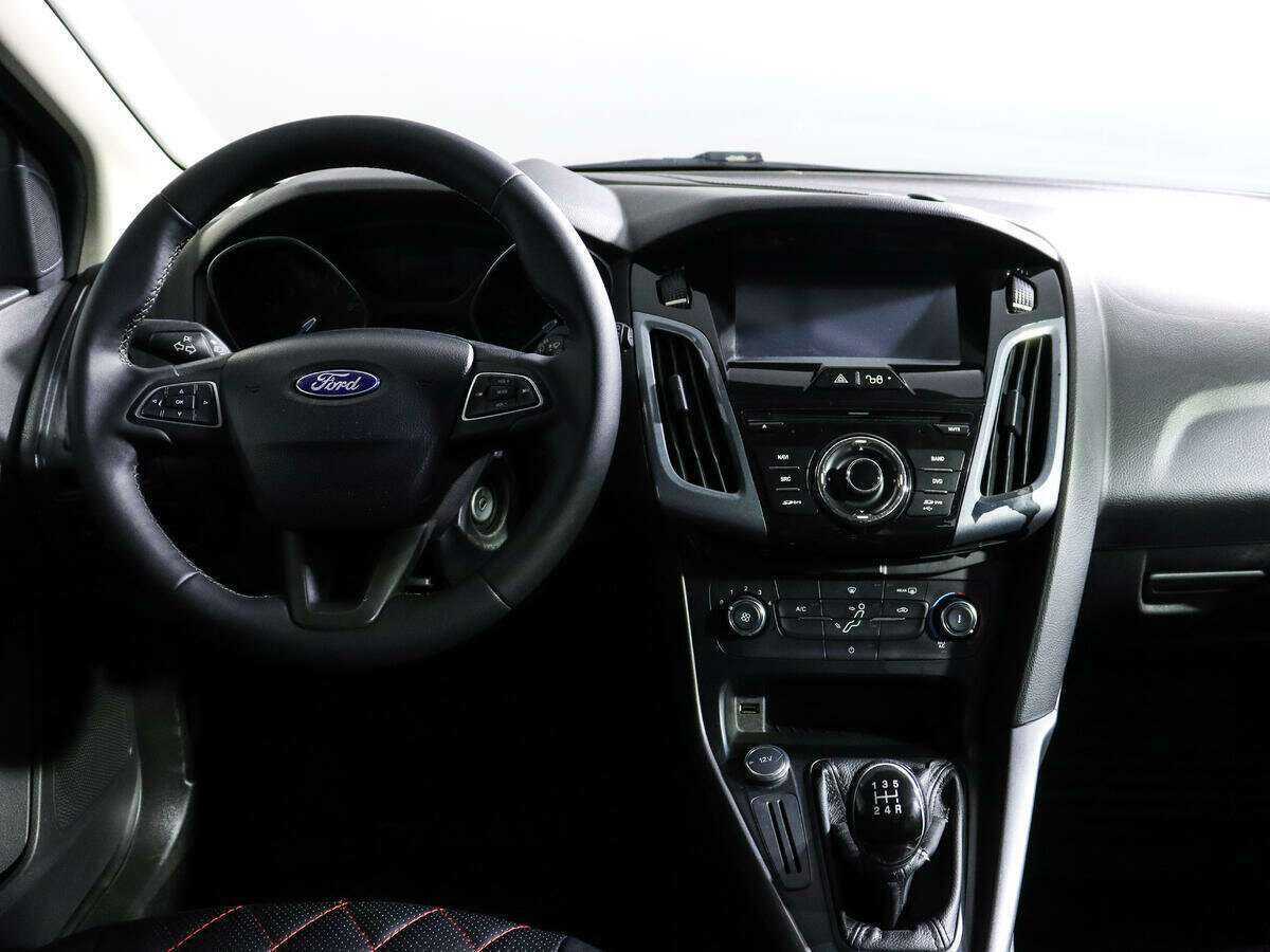Ford Focus с пробегом — 2017 год. Фото: #11