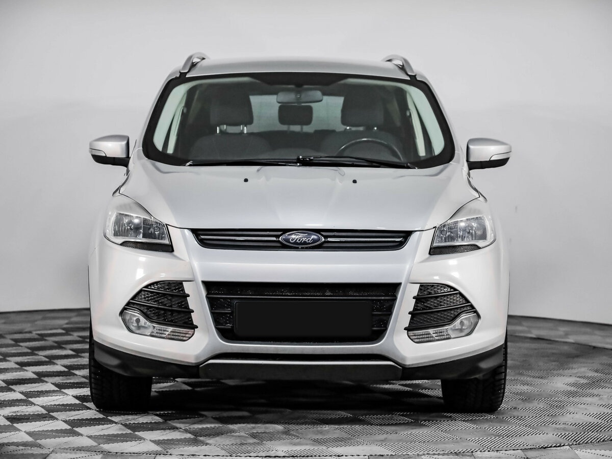 Ford Kuga с пробегом — 2016 год. Фото: #1