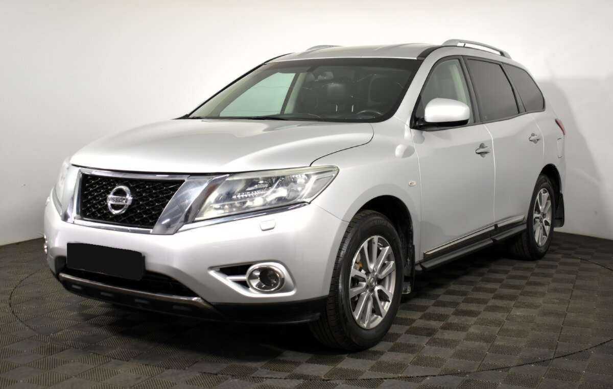 Nissan Pathfinder с пробегом — 2015 год. Фото: #0