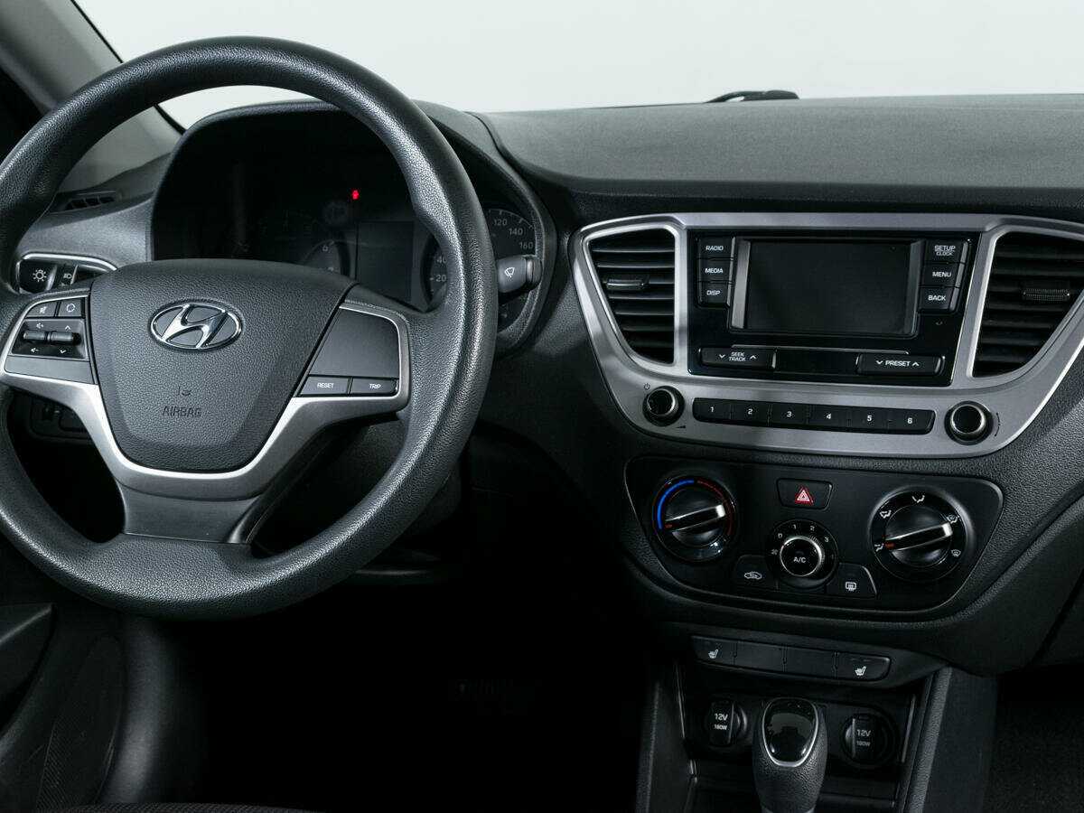 Hyundai Solaris с пробегом — 2019 год. Фото: #8