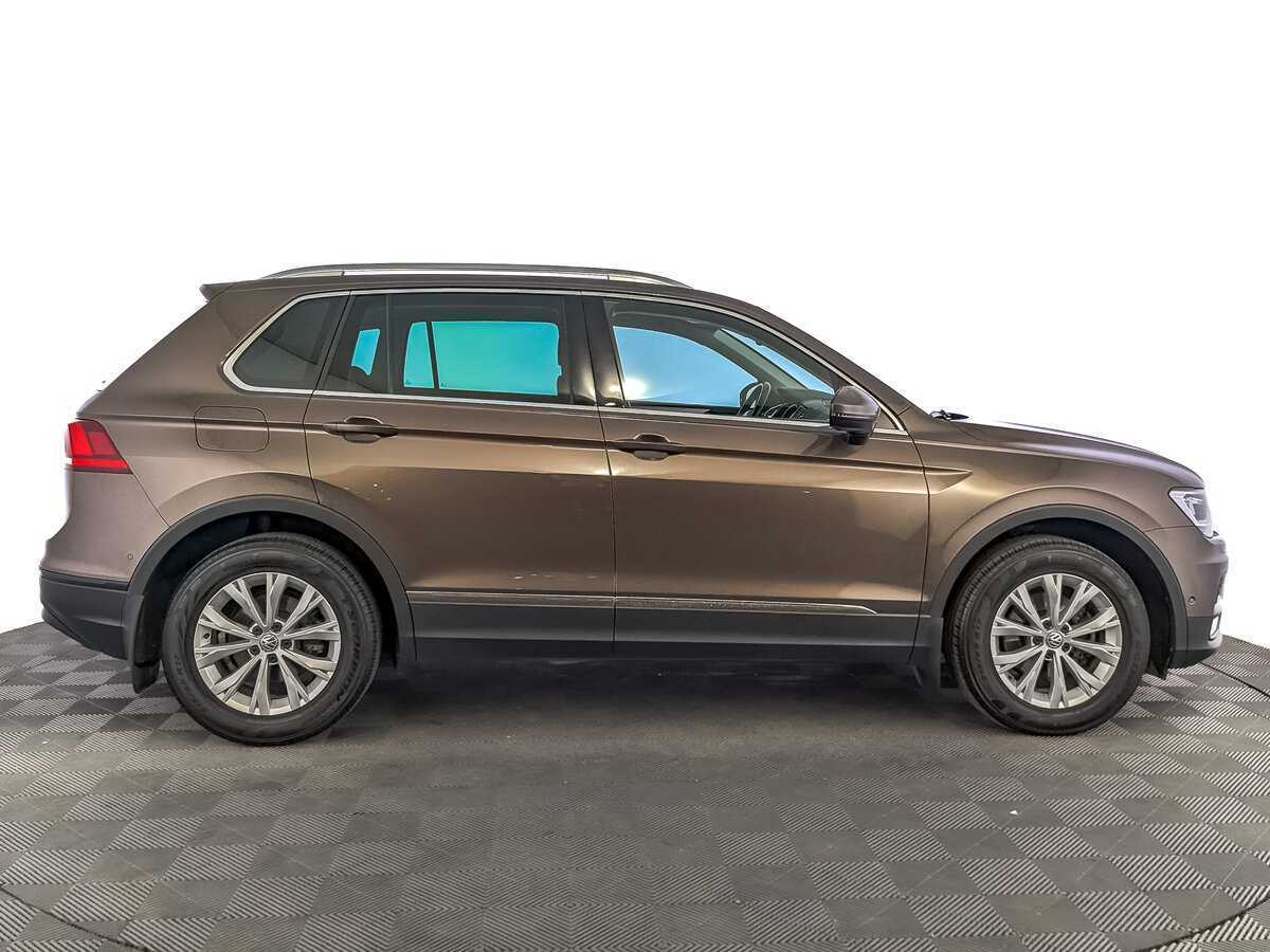 Volkswagen Tiguan с пробегом — 2017 год. Фото: #3