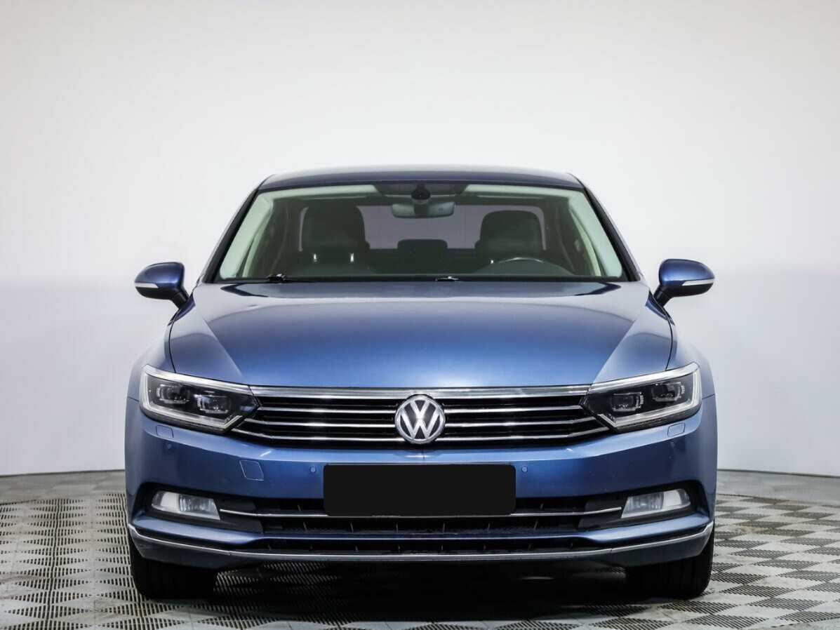 Volkswagen Passat с пробегом — 2017 год. Фото: #0