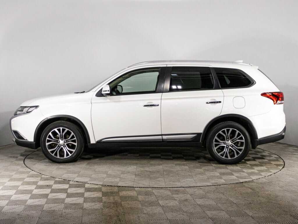 Mitsubishi Outlander с пробегом — 2018 год. Фото: #7