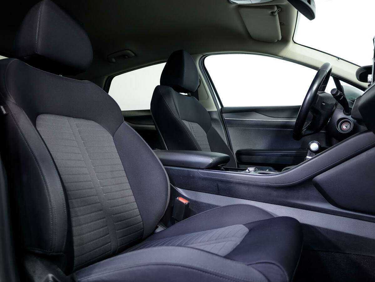 Kia K5 с пробегом — 2020 год. Фото: #9