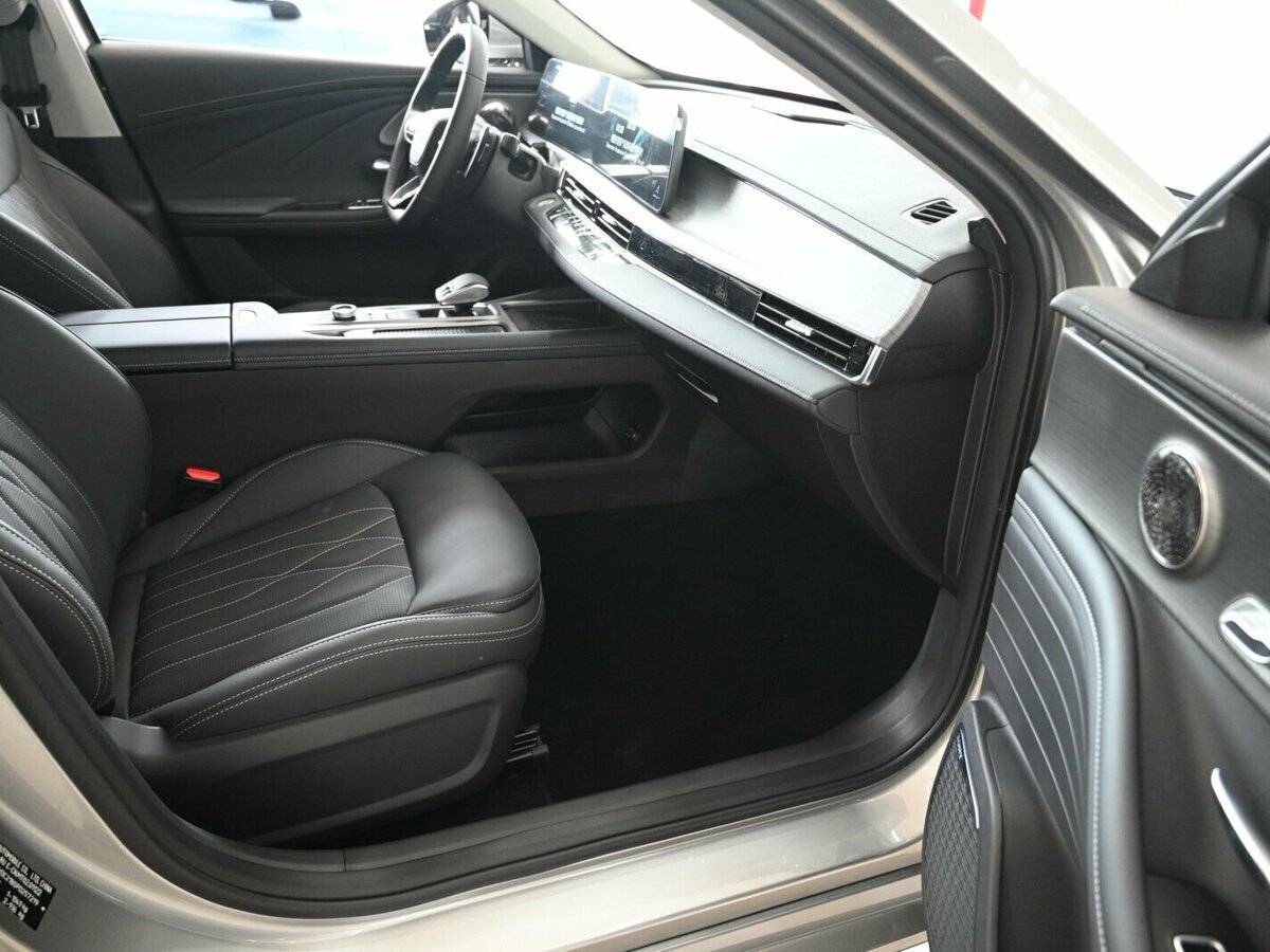 Chery Arrizo 8 с пробегом — 2024 год. Фото: #6