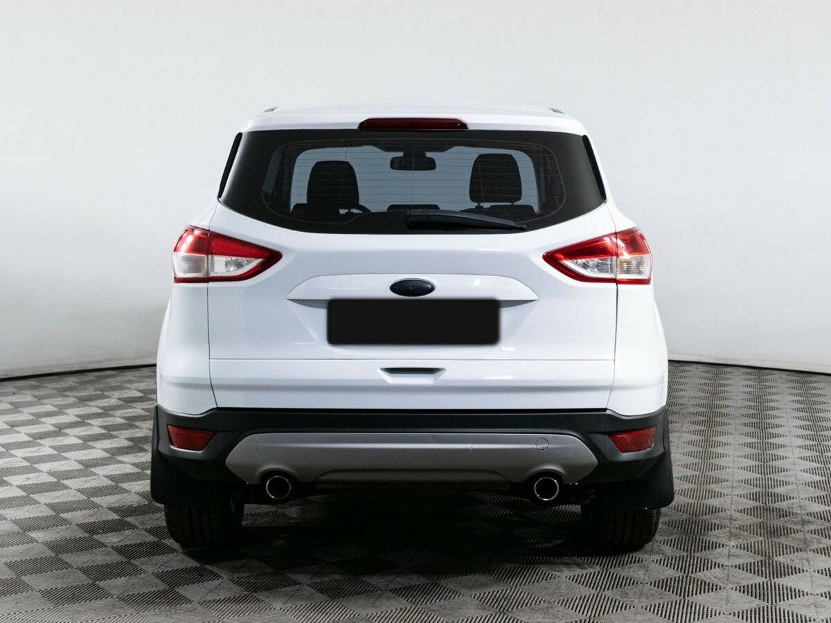 Ford Kuga с пробегом — 2014 год. Фото: #4
