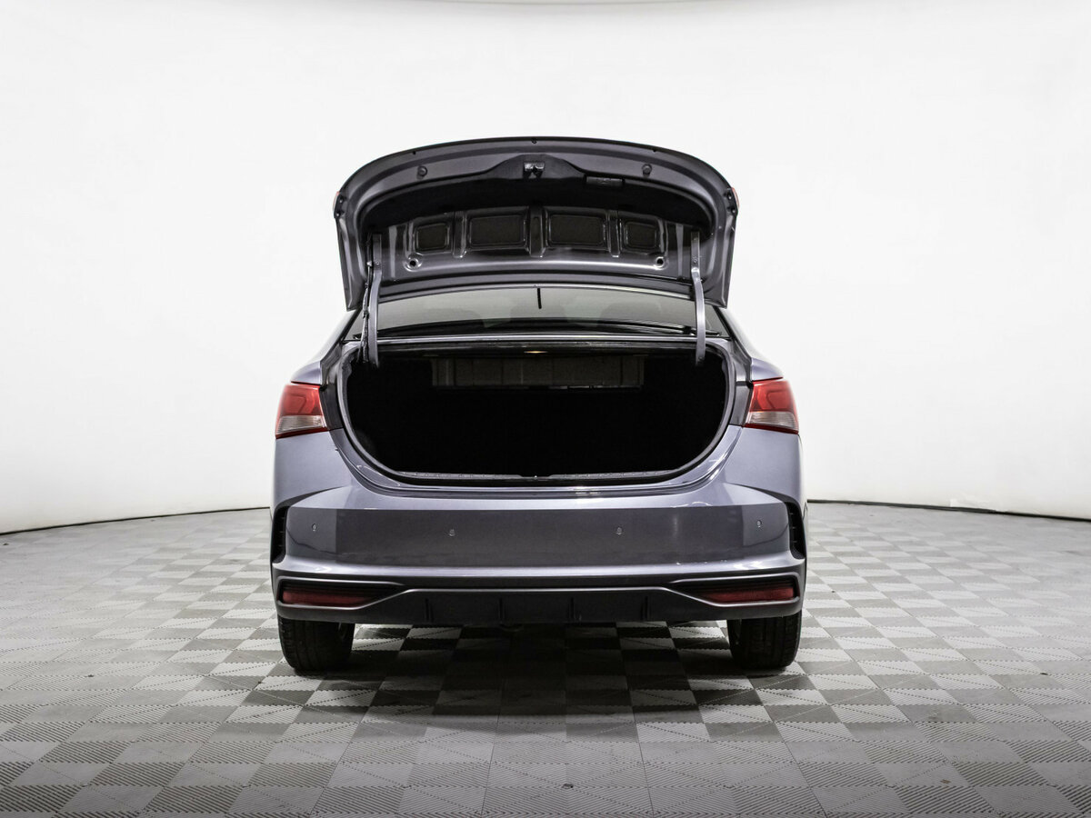 Hyundai Solaris с пробегом — 2021 год. Фото: #13