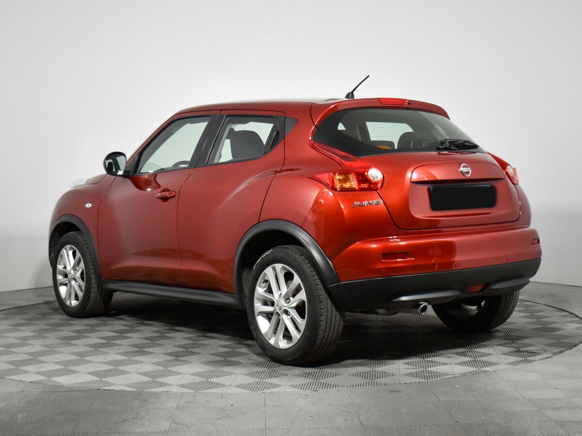 Nissan Juke с пробегом — 2013 год. Фото: #6