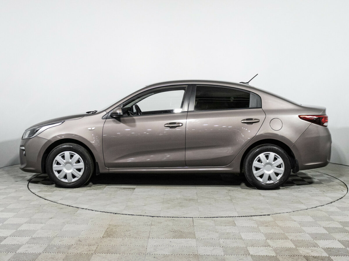 Kia Rio с пробегом — 2018 год. Фото: #7
