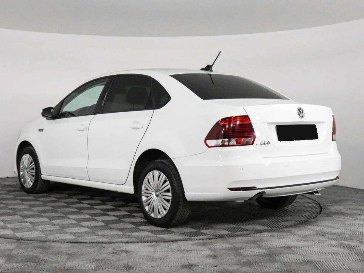 Volkswagen Polo с пробегом — 2019 год. Фото: #5