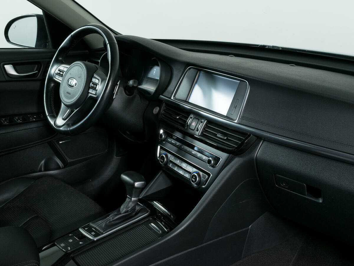 Kia Optima с пробегом — 2018 год. Фото: #9