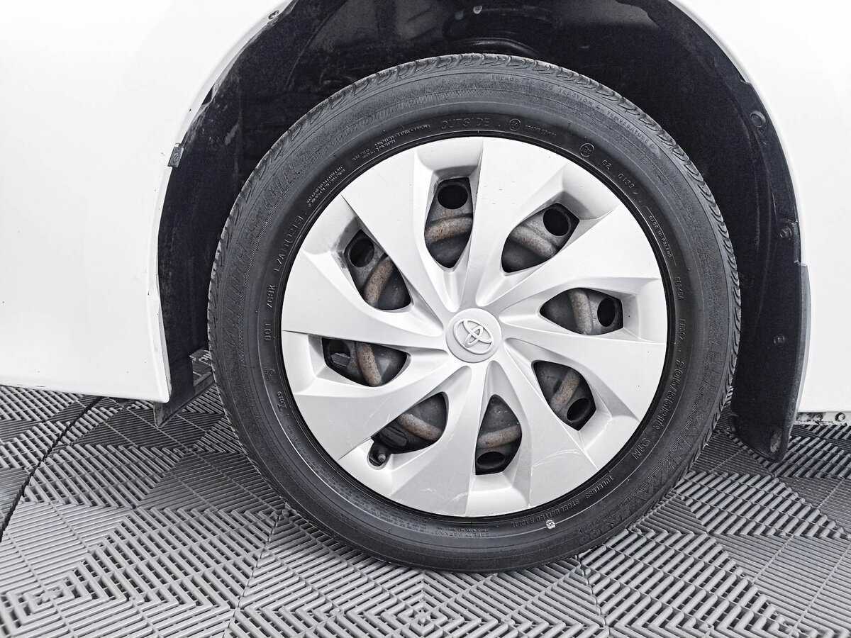 Toyota Corolla с пробегом — 2013 год. Фото: #16