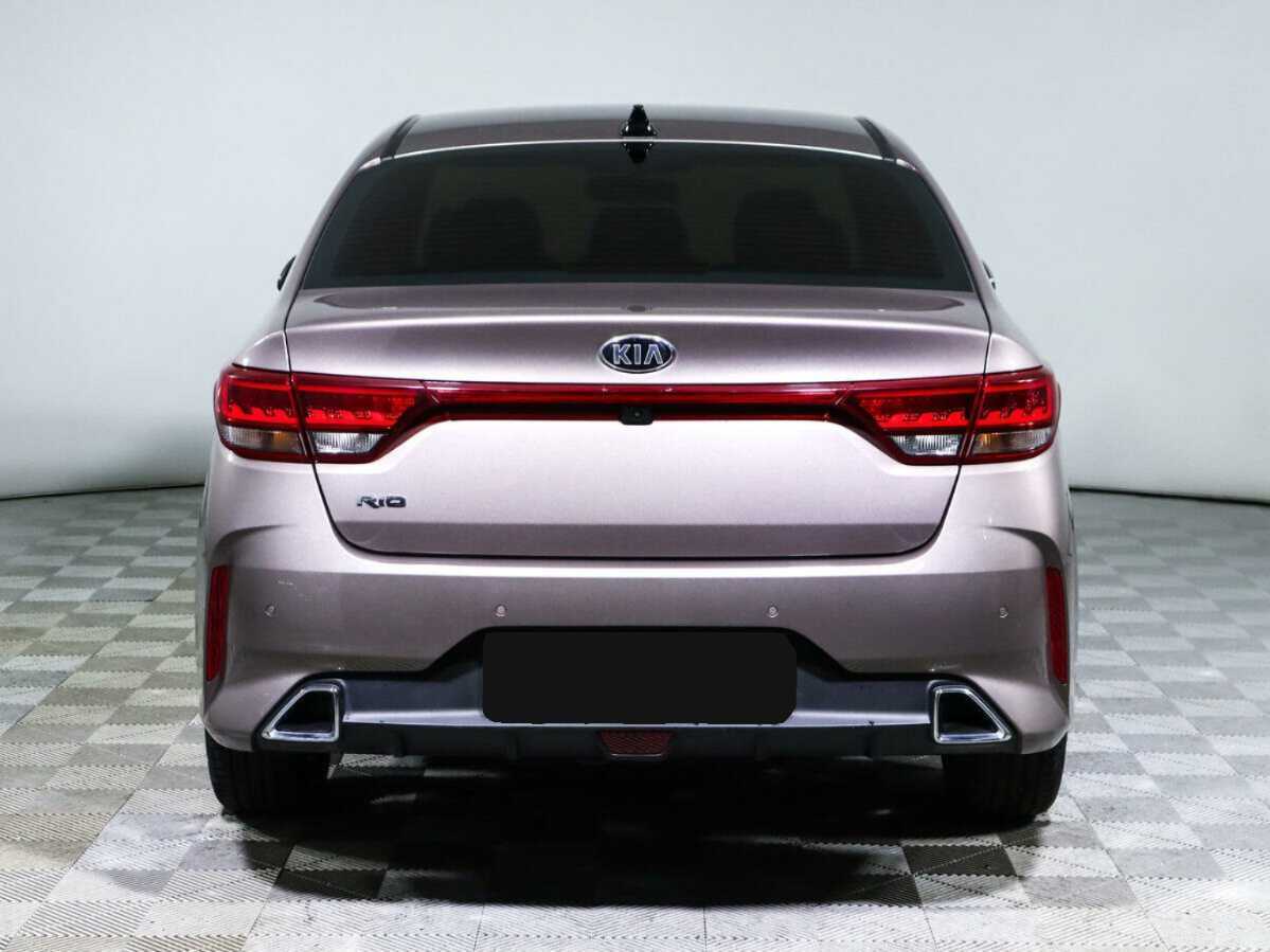 Kia Rio с пробегом — 2021 год. Фото: #4
