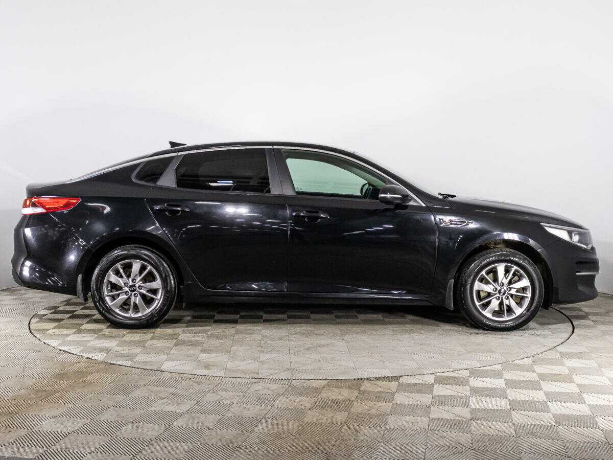 Kia Optima с пробегом — 2017 год. Фото: #3