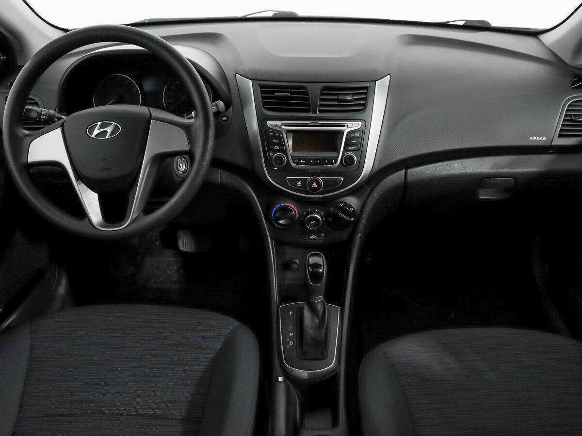 Hyundai Solaris с пробегом — 2016 год. Фото: #11