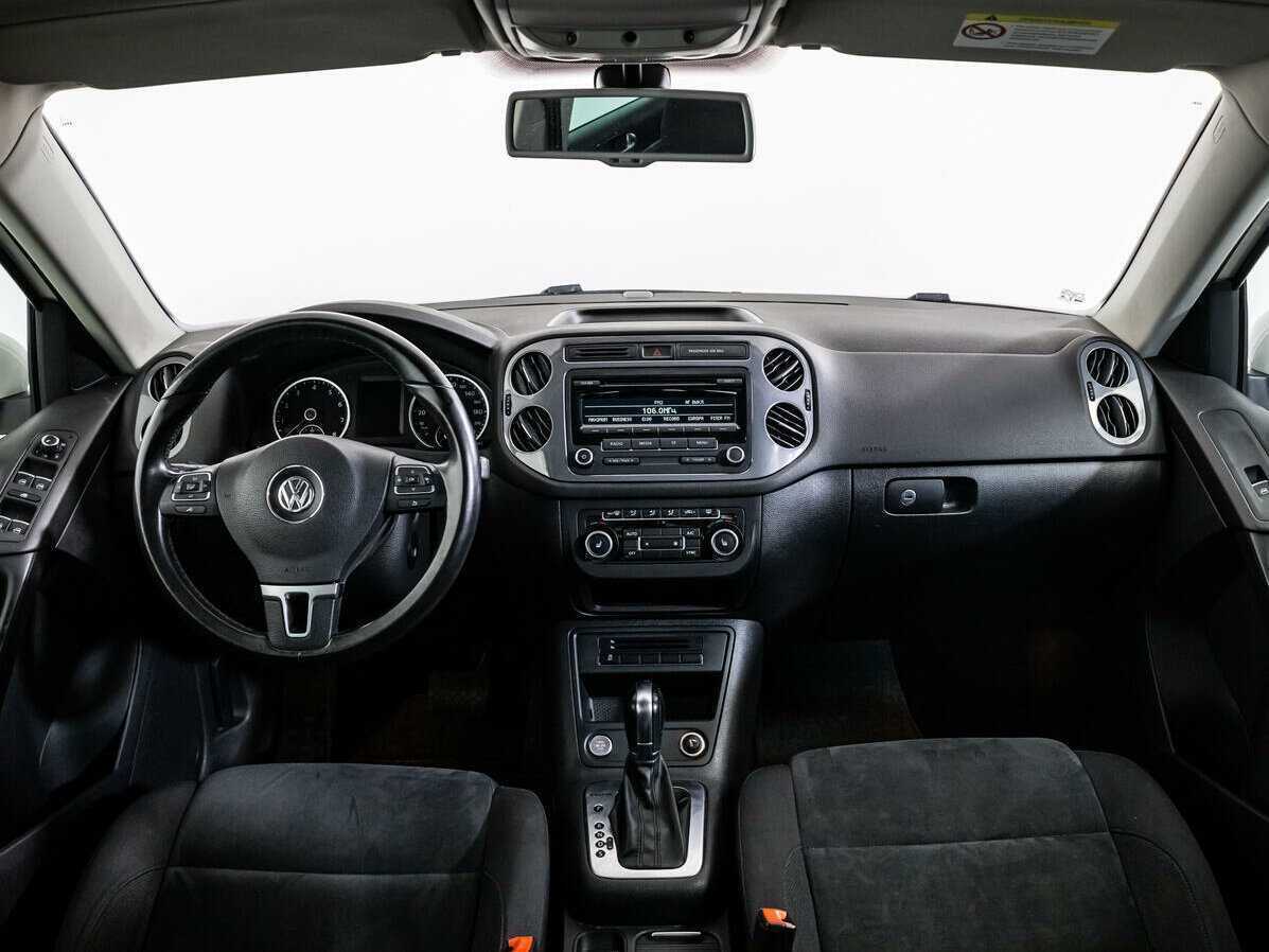 Volkswagen Tiguan с пробегом — 2012 год. Фото: #10