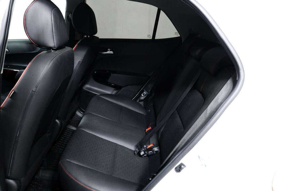 Kia Picanto с пробегом — 2021 год. Фото: #10