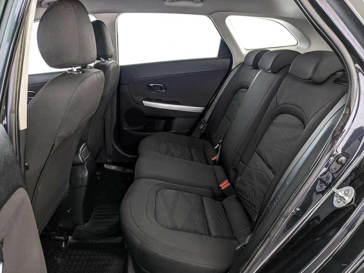 Kia Ceed с пробегом — 2017 год. Фото: #13