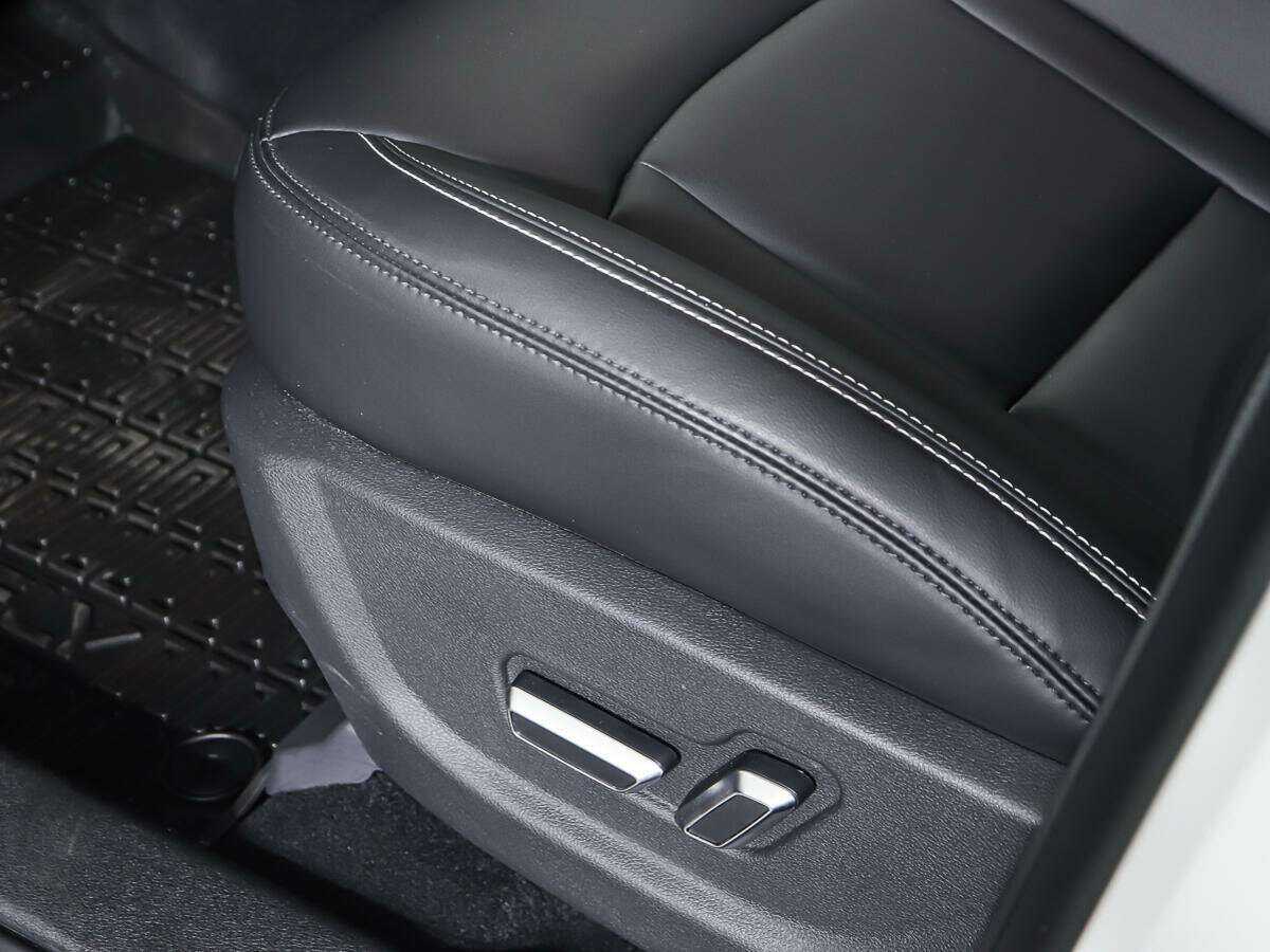 Geely Atlas с пробегом — 2021 год. Фото: #17