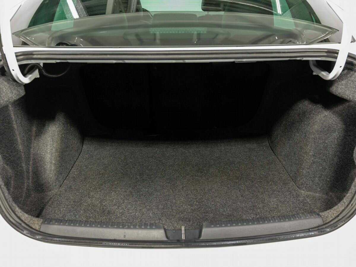 Volkswagen Polo с пробегом — 2020 год. Фото: #23