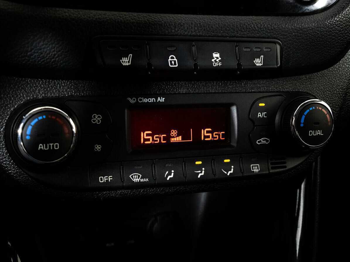 Kia Ceed с пробегом — 2014 год. Фото: #11