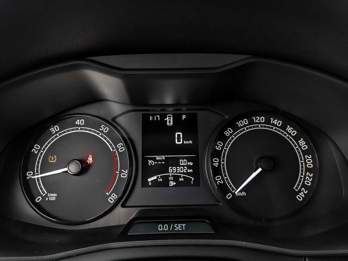 Skoda Rapid с пробегом — 2020 год. Фото: #10