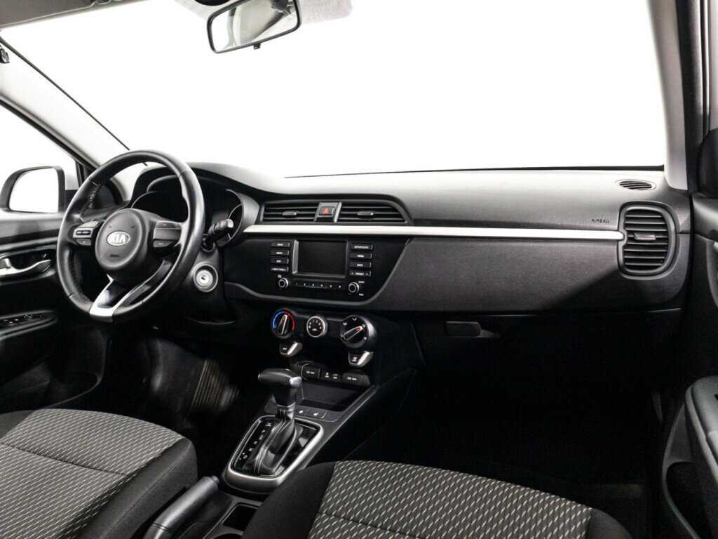 Kia Rio с пробегом — 2020 год. Фото: #8