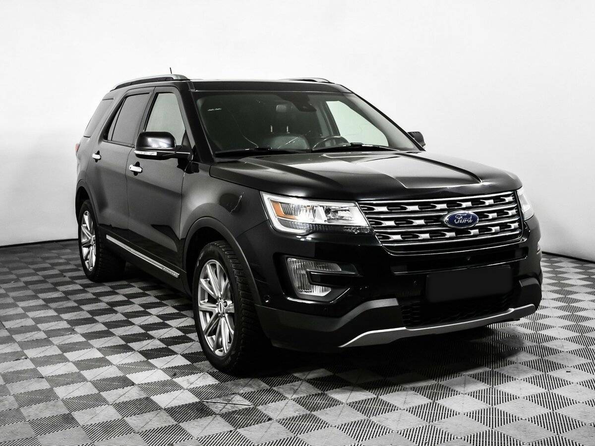 Ford Explorer с пробегом — 2017 год. Фото: #2