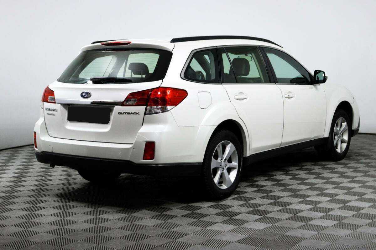 Subaru Outback с пробегом — 2012 год. Фото: #4