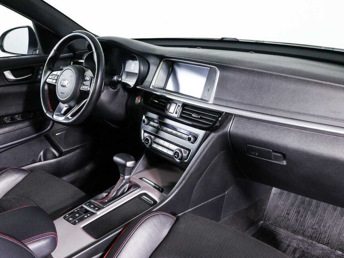 Kia Optima с пробегом — 2018 год. Фото: #6