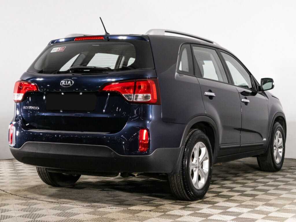 Kia Sorento с пробегом — 2016 год. Фото: #3
