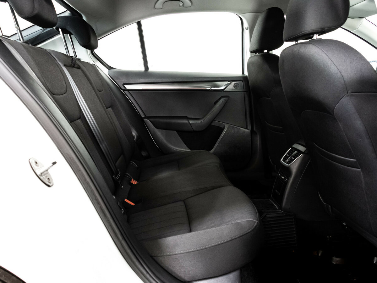 Skoda Octavia с пробегом — 2017 год. Фото: #12