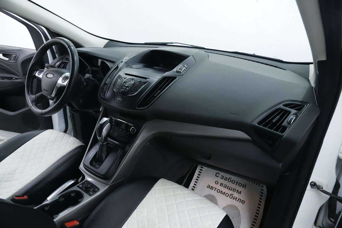 Ford Kuga с пробегом — 2016 год. Фото: #14