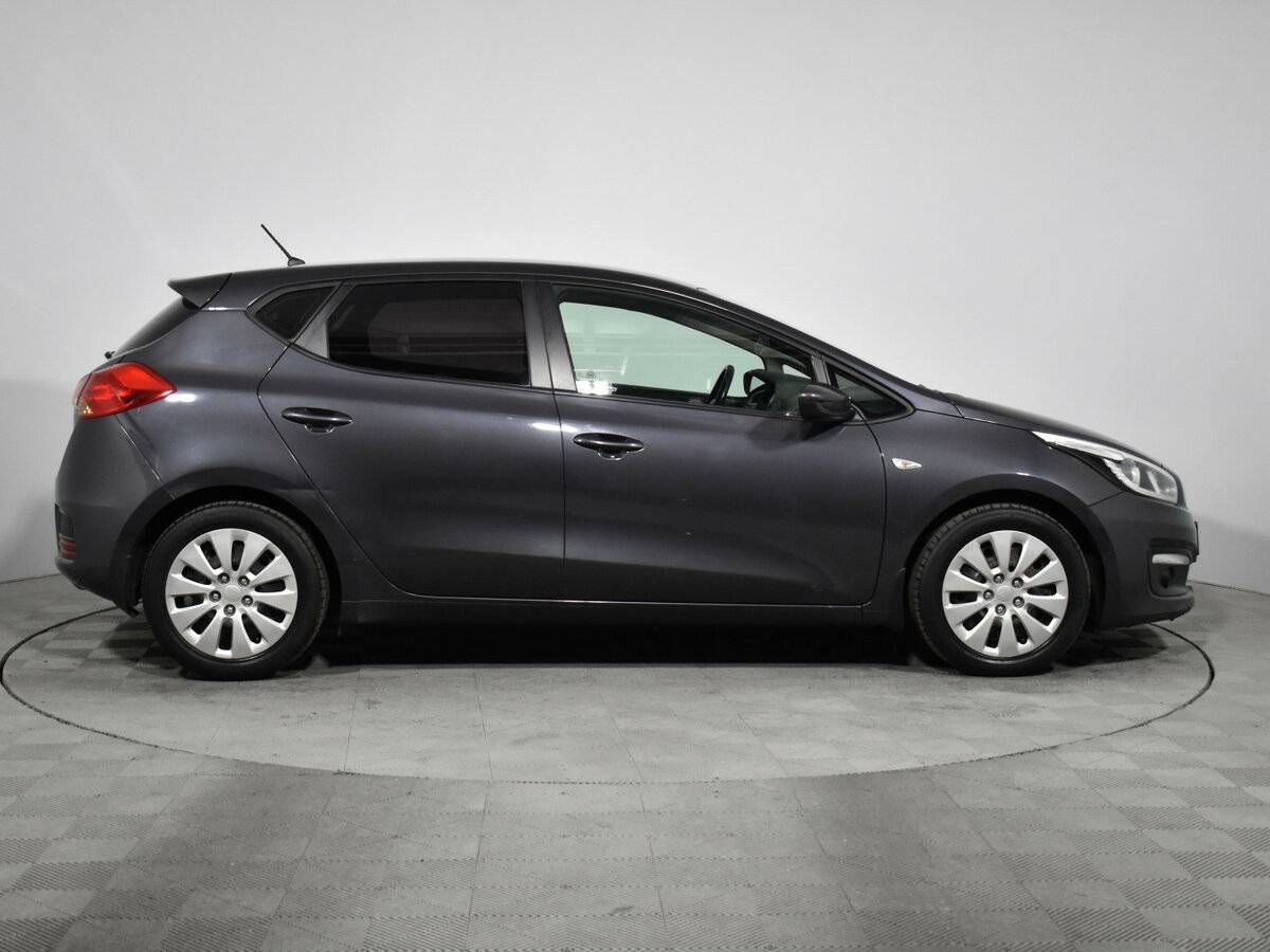 Kia Ceed с пробегом — 2016 год. Фото: #3