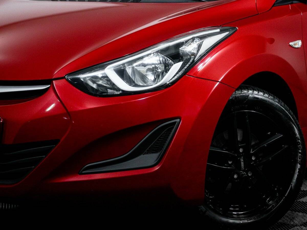 Hyundai Elantra с пробегом — 2015 год. Фото: #15