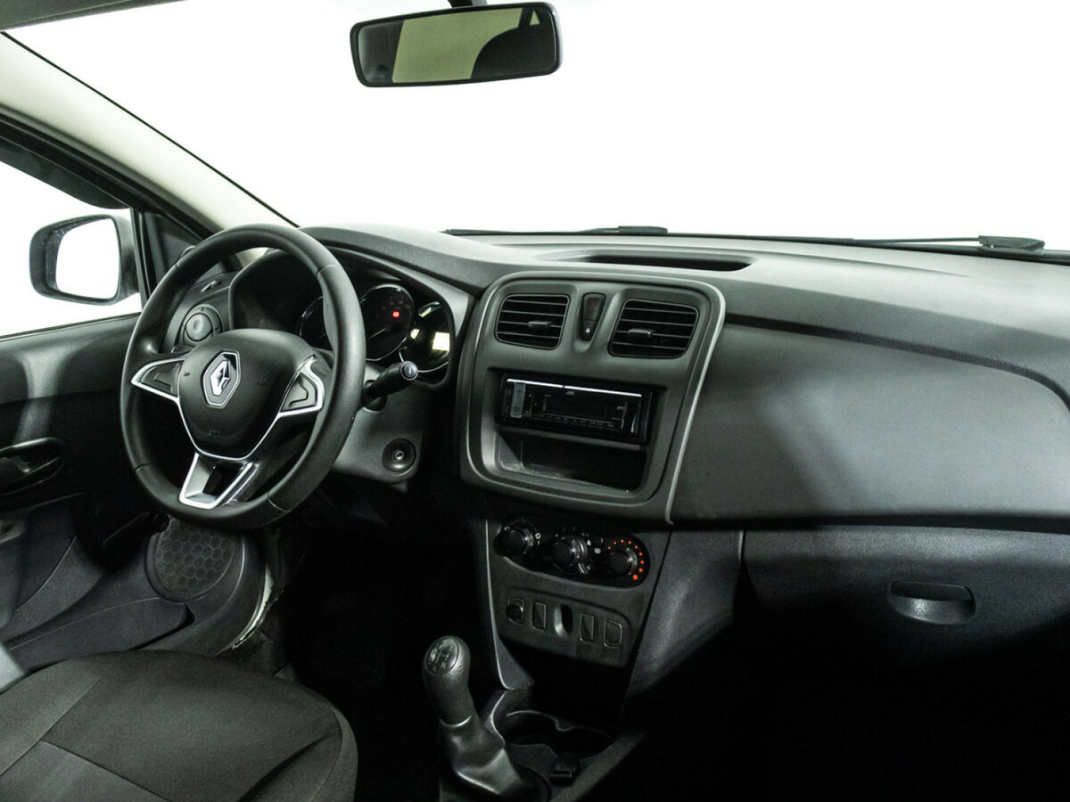 Renault Logan с пробегом — 2019 год. Фото: #8