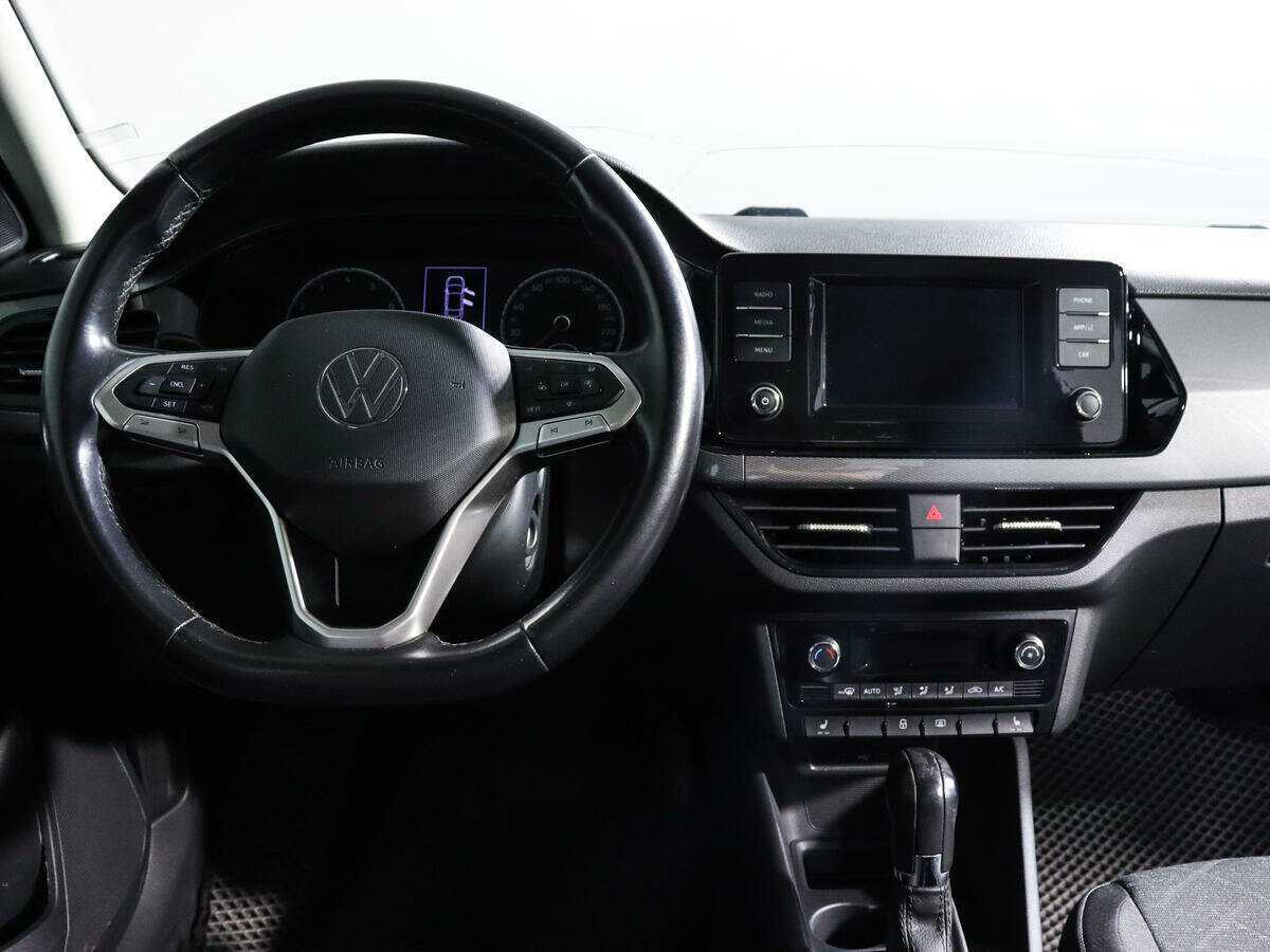 Volkswagen Polo с пробегом — 2020 год. Фото: #9