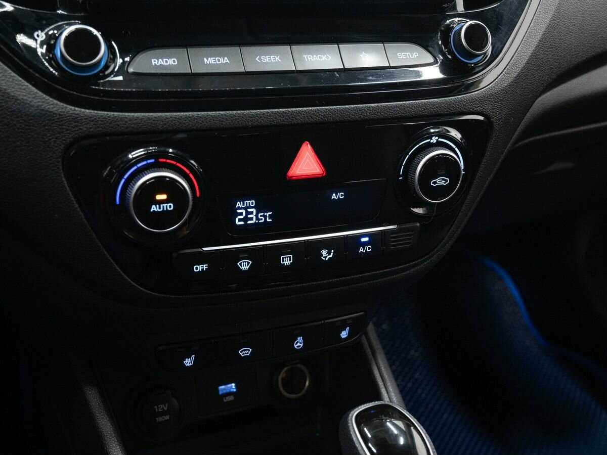 Hyundai Solaris с пробегом — 2021 год. Фото: #15