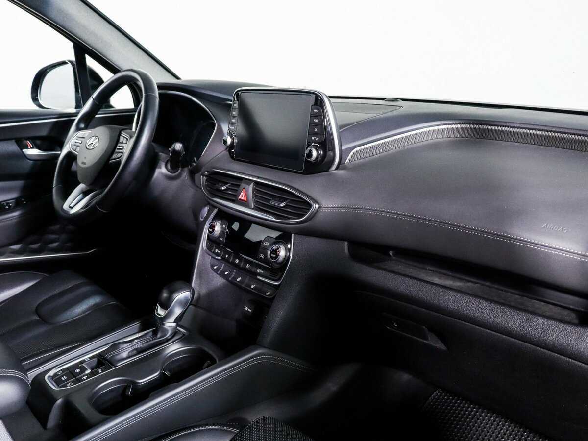 Hyundai Santa Fe с пробегом — 2019 год. Фото: #8