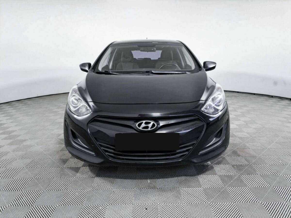 Hyundai i30 с пробегом — 2012 год. Фото: #1
