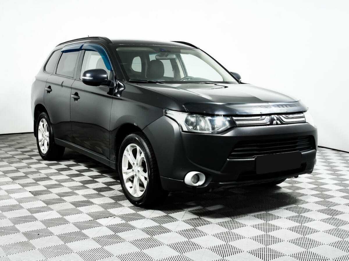Mitsubishi Outlander с пробегом — 2012 год. Фото: #2
