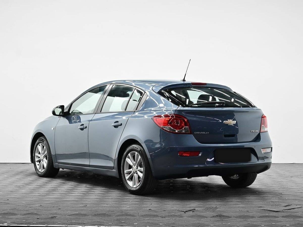 Chevrolet Cruze с пробегом — 2012 год. Фото: #2