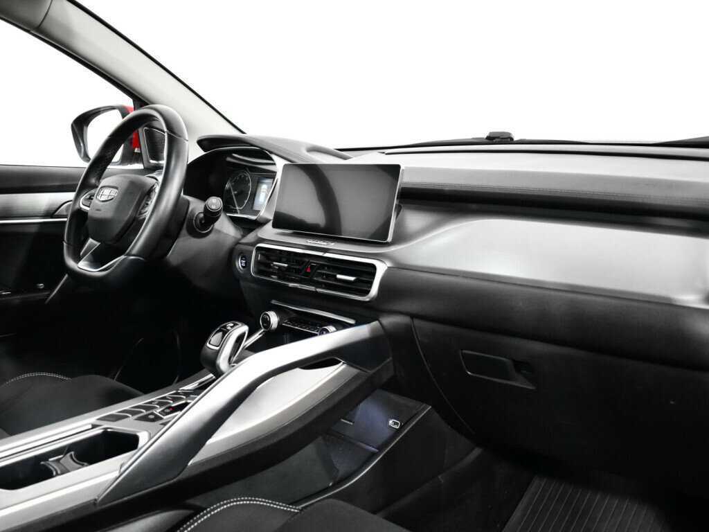 Geely Coolray с пробегом — 2020 год. Фото: #8