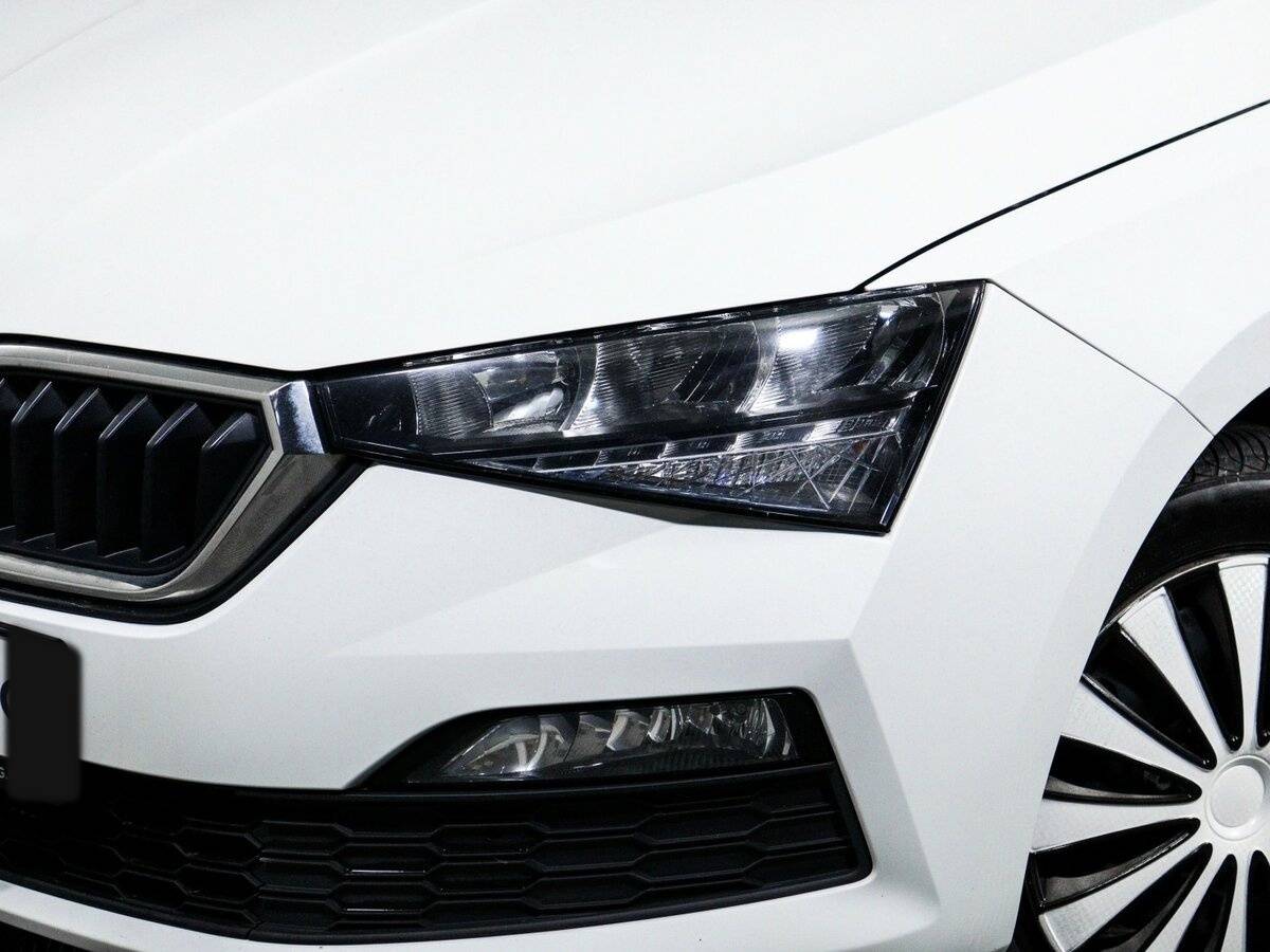 Skoda Rapid с пробегом — 2021 год. Фото: #15