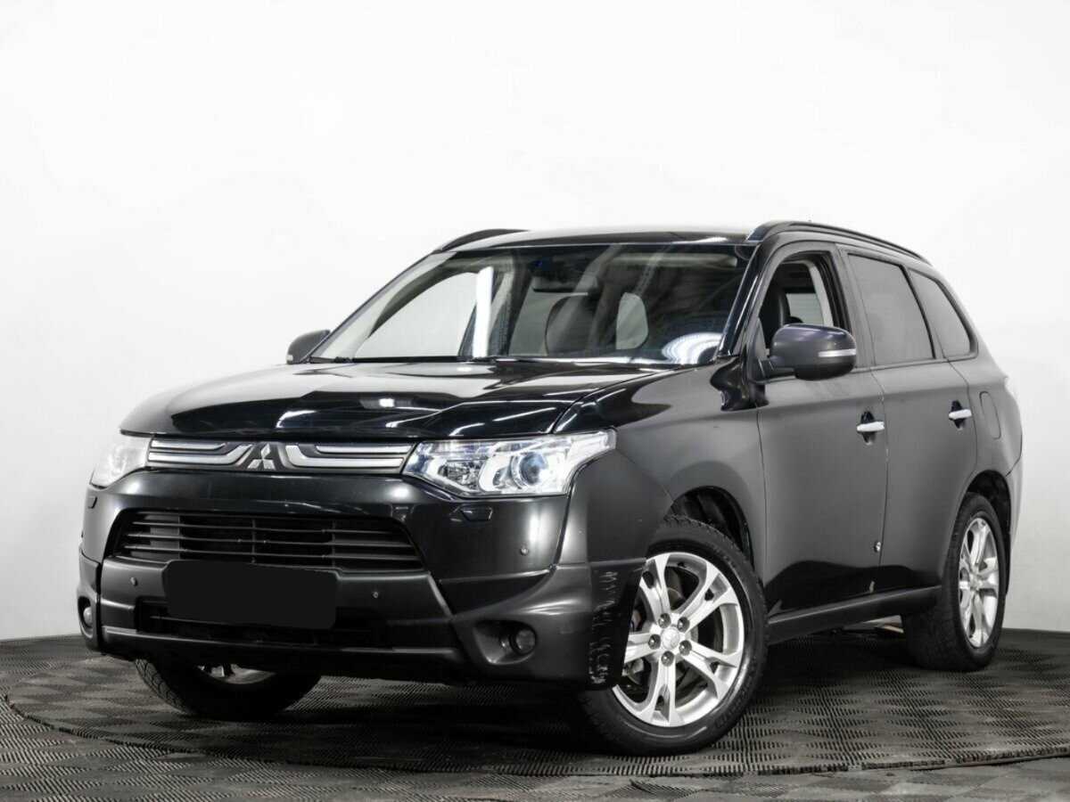 Mitsubishi Outlander с пробегом — 2013 год. Фото: #0