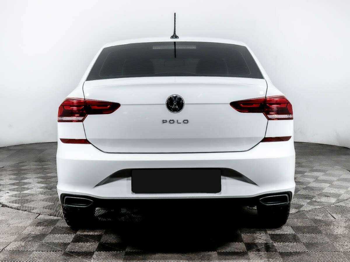 Volkswagen Polo с пробегом — 2021 год. Фото: #4