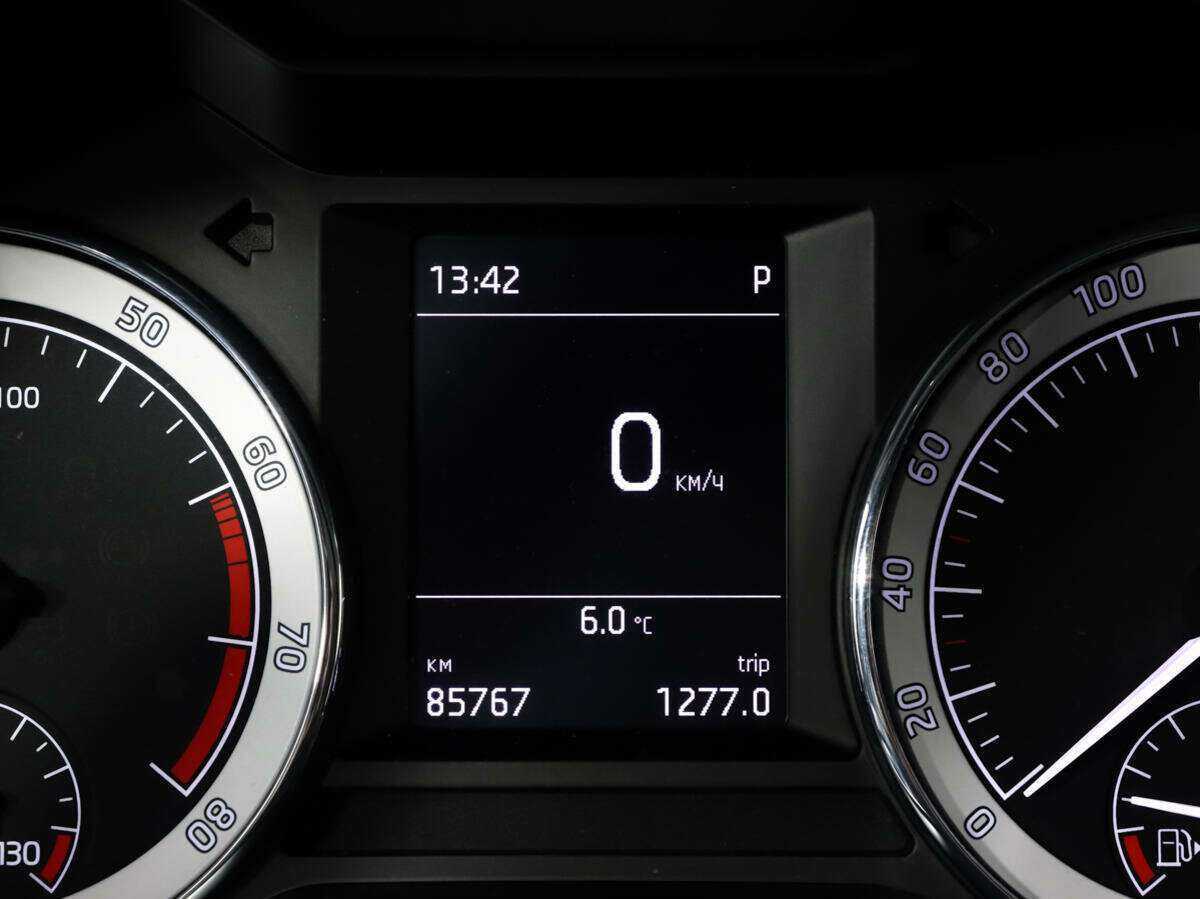 Skoda Octavia с пробегом — 2017 год. Фото: #12