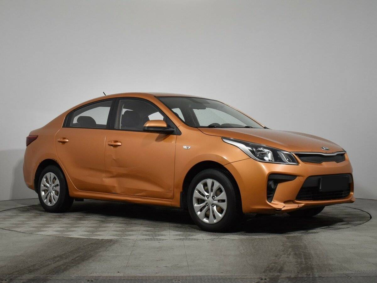 Kia Rio с пробегом — 2017 год. Фото: #2